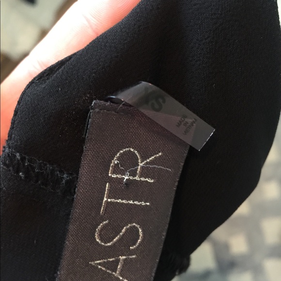 Black open back blouse - Picture 6 of 6